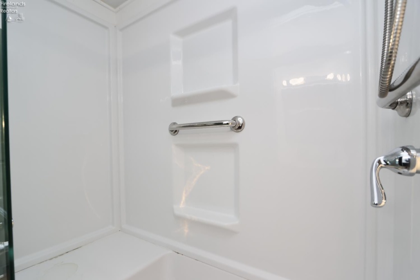 21 Franklin Avenue, Shelby, 44875, 2 Bedrooms Bedrooms, ,1 BathroomBathrooms,Residential,For Sale,Franklin,20260585