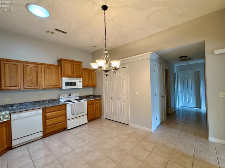 33 Falcon Crest Drive, Norwalk, 44857, 3 Bedrooms Bedrooms, ,2 BathroomsBathrooms,Residential,For Sale,Falcon Crest,20260594