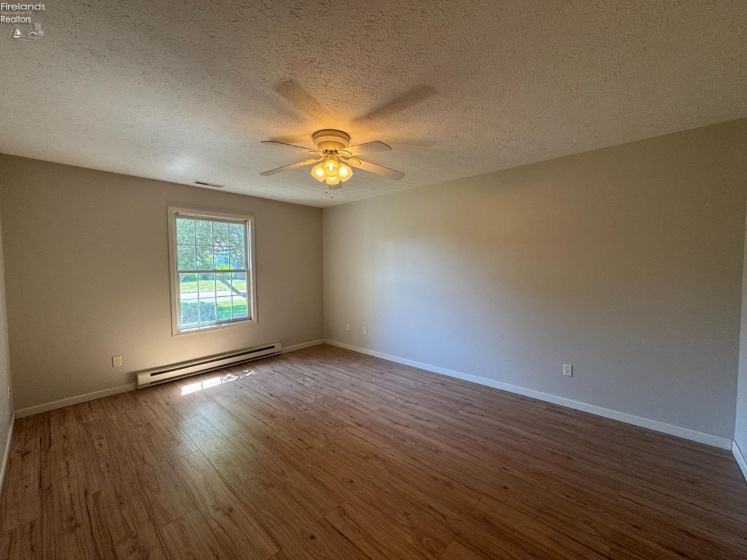 33 Falcon Crest Drive, Norwalk, 44857, 3 Bedrooms Bedrooms, ,2 BathroomsBathrooms,Residential,For Sale,Falcon Crest,20260594