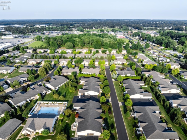 33 Falcon Crest Drive, Norwalk, 44857, 3 Bedrooms Bedrooms, ,2 BathroomsBathrooms,Residential,For Sale,Falcon Crest,20260594