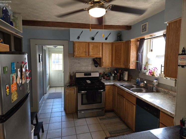 1308 Vine Street, Sandusky, 44870, 2 Bedrooms Bedrooms, ,1 BathroomBathrooms,Residential,For Sale,Vine,20260476