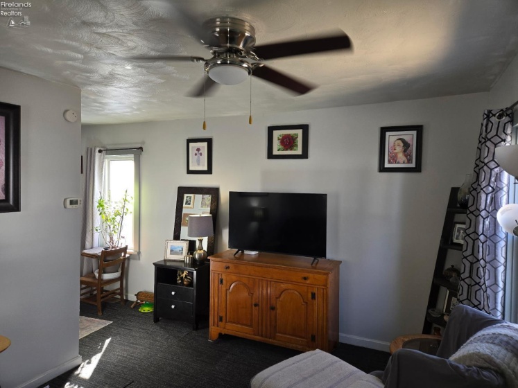 1308 Vine Street, Sandusky, 44870, 2 Bedrooms Bedrooms, ,1 BathroomBathrooms,Residential,For Sale,Vine,20260476