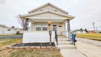 1210 Rawson Avenue, Fremont, 43420, 3 Bedrooms Bedrooms, ,1 BathroomBathrooms,Residential,For Sale,Rawson,20260457