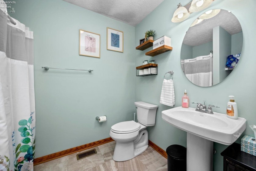 4273 Old State Road, Willard, 44890, 4 Bedrooms Bedrooms, ,3 BathroomsBathrooms,Residential,For Sale,Old State,20260535