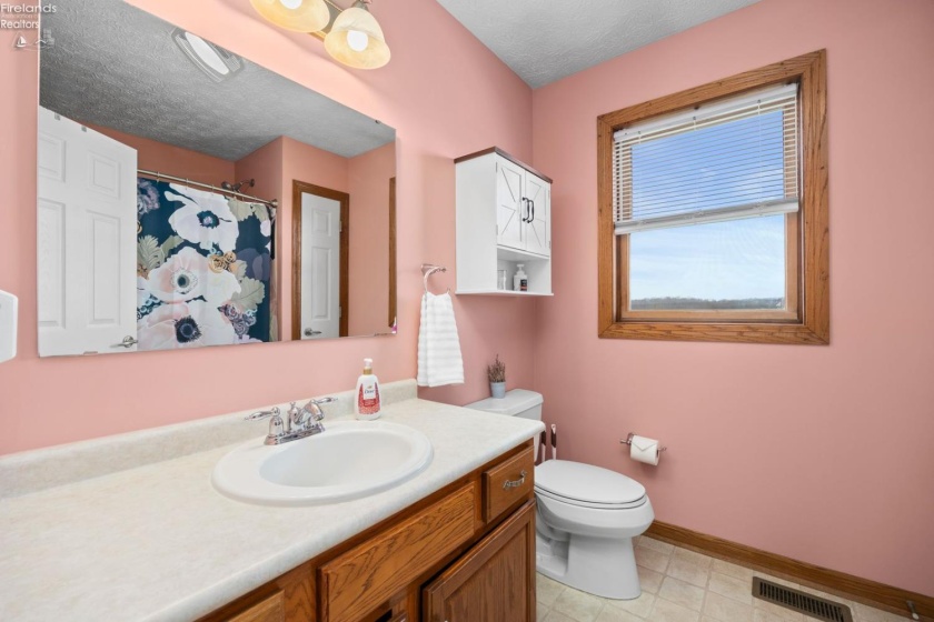 4273 Old State Road, Willard, 44890, 4 Bedrooms Bedrooms, ,3 BathroomsBathrooms,Residential,For Sale,Old State,20260535