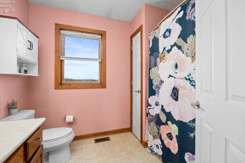 4273 Old State Road, Willard, 44890, 4 Bedrooms Bedrooms, ,3 BathroomsBathrooms,Residential,For Sale,Old State,20260535