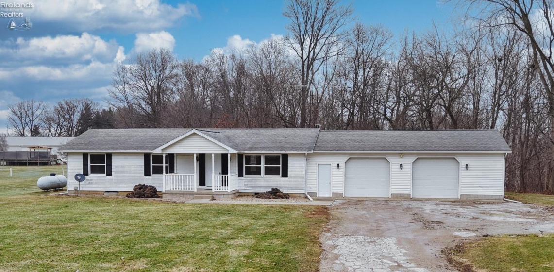 1328 Lovers Lane Road, Norwalk, 44857, 3 Bedrooms Bedrooms, ,2 BathroomsBathrooms,Residential,For Sale,Lovers Lane,20260548