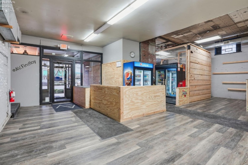 401 Main Street, Findlay, 45840, ,Commercial For Lease,For Lease,Main,20260606