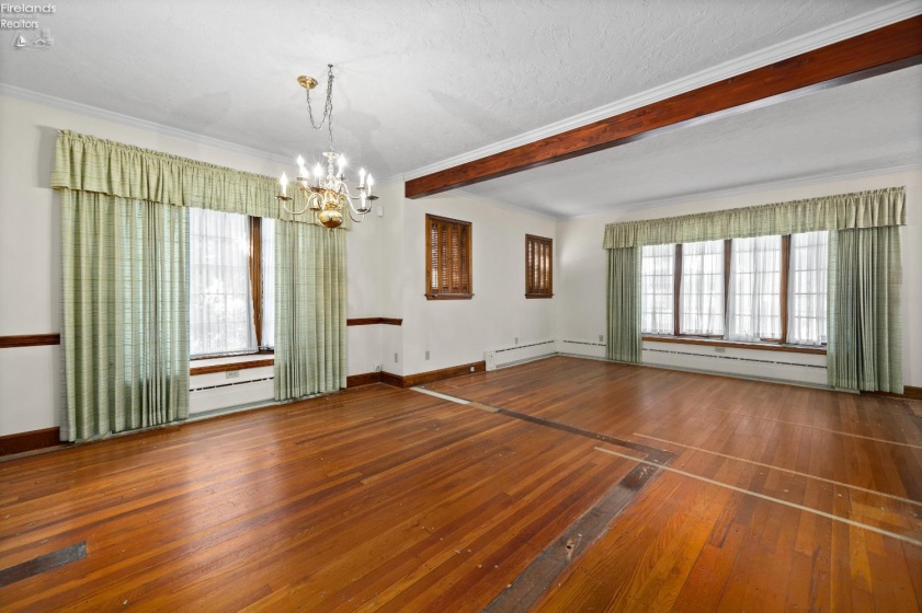 721 Laurel Avenue, Marblehead, 43440, 3 Bedrooms Bedrooms, ,2 BathroomsBathrooms,Residential,For Sale,Laurel,20260571