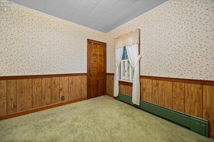 721 Laurel Avenue, Marblehead, 43440, 3 Bedrooms Bedrooms, ,2 BathroomsBathrooms,Residential,For Sale,Laurel,20260571