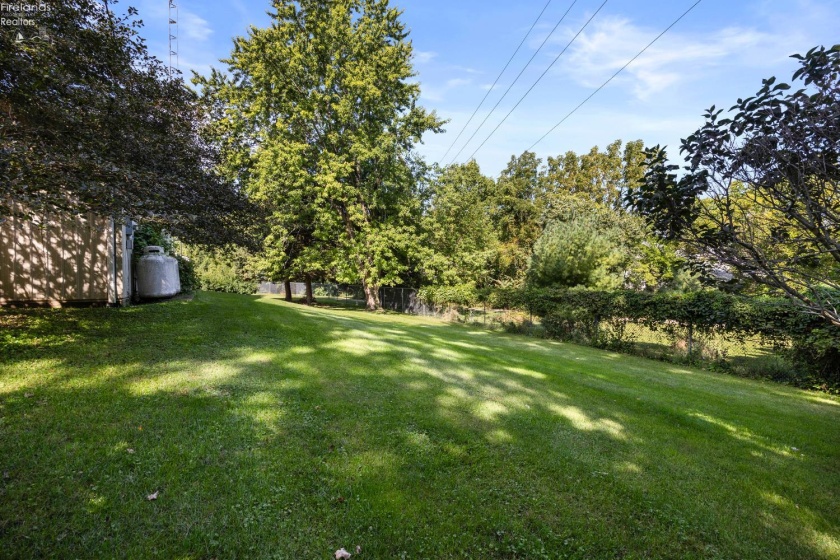 721 Laurel Avenue, Marblehead, 43440, 3 Bedrooms Bedrooms, ,2 BathroomsBathrooms,Residential,For Sale,Laurel,20260571