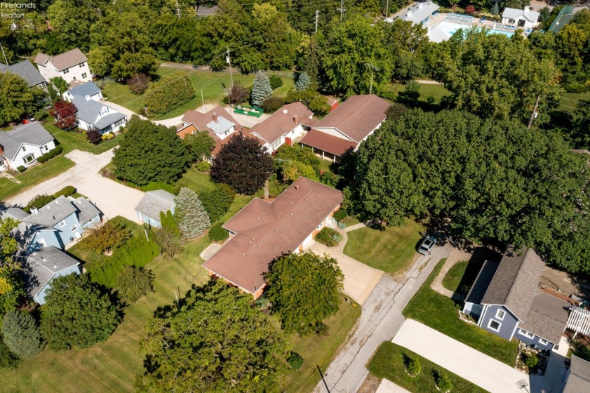 721 Laurel Avenue, Marblehead, 43440, 3 Bedrooms Bedrooms, ,2 BathroomsBathrooms,Residential,For Sale,Laurel,20260571