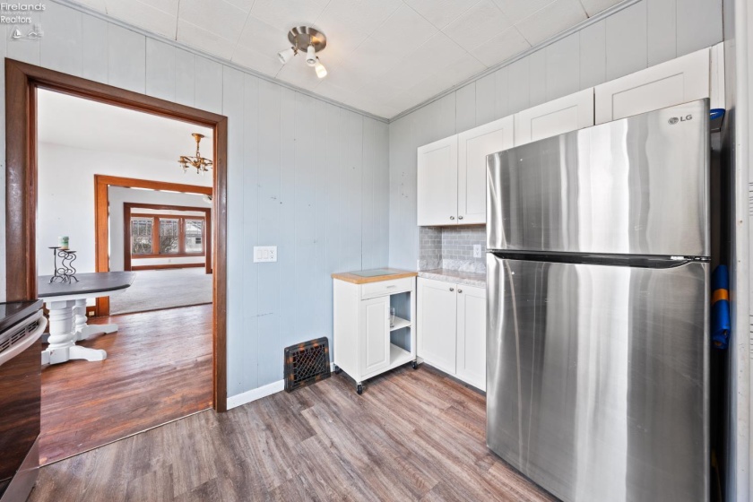 322 6th Street, Port Clinton, 43452, 3 Bedrooms Bedrooms, ,1 BathroomBathrooms,Residential,For Sale,6th,20260593