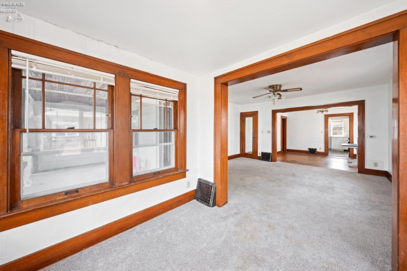 322 6th Street, Port Clinton, 43452, 3 Bedrooms Bedrooms, ,1 BathroomBathrooms,Residential,For Sale,6th,20260593