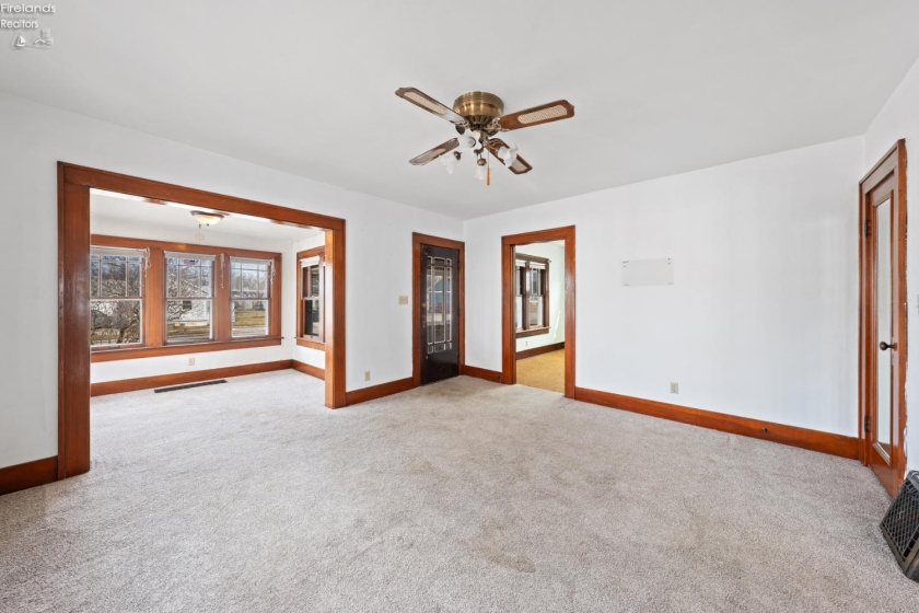 322 6th Street, Port Clinton, 43452, 3 Bedrooms Bedrooms, ,1 BathroomBathrooms,Residential,For Sale,6th,20260593