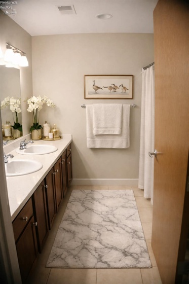 401 Shoreline Drive, Sandusky, 44870, 2 Bedrooms Bedrooms, ,2 BathroomsBathrooms,Residential,For Sale,Shoreline,20260493