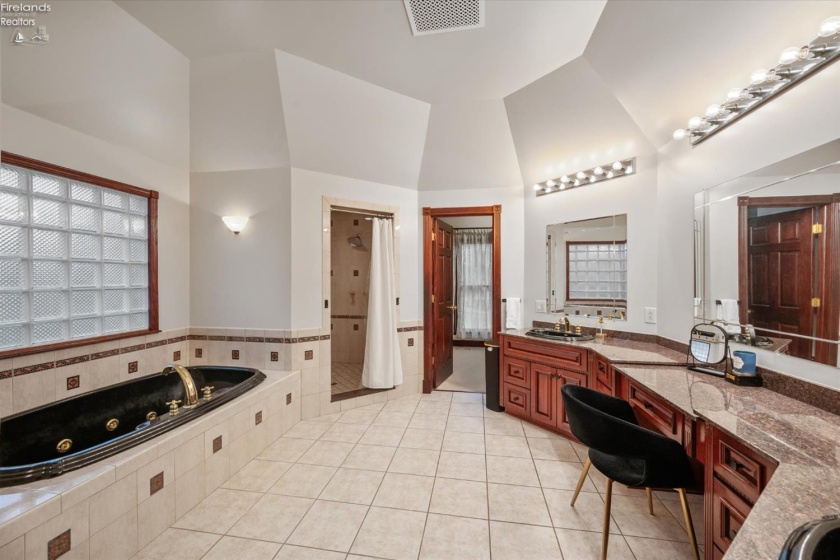 3512 Scheid Road, Huron, 44839, 4 Bedrooms Bedrooms, ,6 BathroomsBathrooms,Residential,For Sale,Scheid,20260521