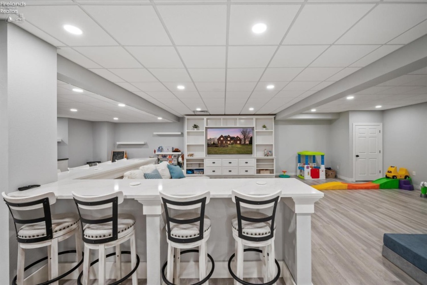 3512 Scheid Road, Huron, 44839, 4 Bedrooms Bedrooms, ,6 BathroomsBathrooms,Residential,For Sale,Scheid,20260521