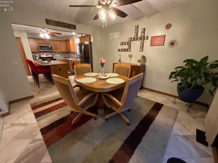 6012 Conneaut Light Drive, Vermilion, 44089, 4 Bedrooms Bedrooms, ,3 BathroomsBathrooms,Residential,For Sale,Conneaut Light,20260554