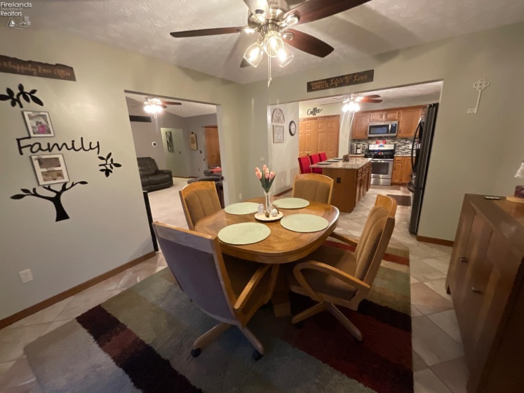 6012 Conneaut Light Drive, Vermilion, 44089, 4 Bedrooms Bedrooms, ,3 BathroomsBathrooms,Residential,For Sale,Conneaut Light,20260554