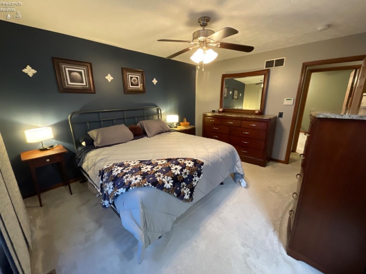 6012 Conneaut Light Drive, Vermilion, 44089, 4 Bedrooms Bedrooms, ,3 BathroomsBathrooms,Residential,For Sale,Conneaut Light,20260554