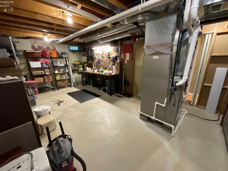 6012 Conneaut Light Drive, Vermilion, 44089, 4 Bedrooms Bedrooms, ,3 BathroomsBathrooms,Residential,For Sale,Conneaut Light,20260554