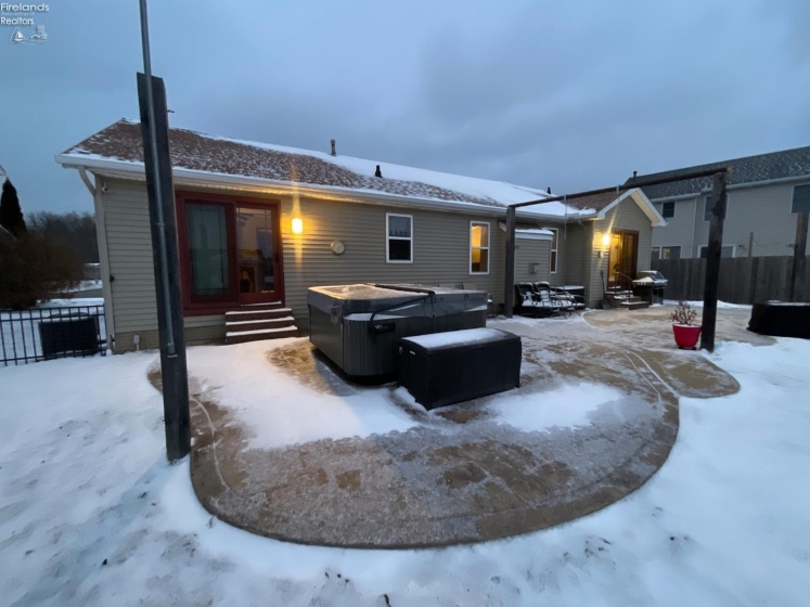 6012 Conneaut Light Drive, Vermilion, 44089, 4 Bedrooms Bedrooms, ,3 BathroomsBathrooms,Residential,For Sale,Conneaut Light,20260554