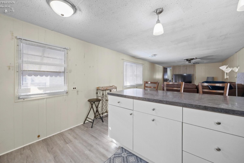 999 Buck Road, Marblehead, 43440, 2 Bedrooms Bedrooms, ,1 BathroomBathrooms,Residential,For Sale,Buck,20260610