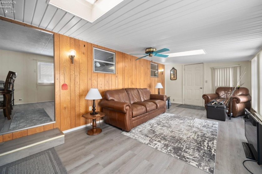 999 Buck Road, Marblehead, 43440, 2 Bedrooms Bedrooms, ,1 BathroomBathrooms,Residential,For Sale,Buck,20260610