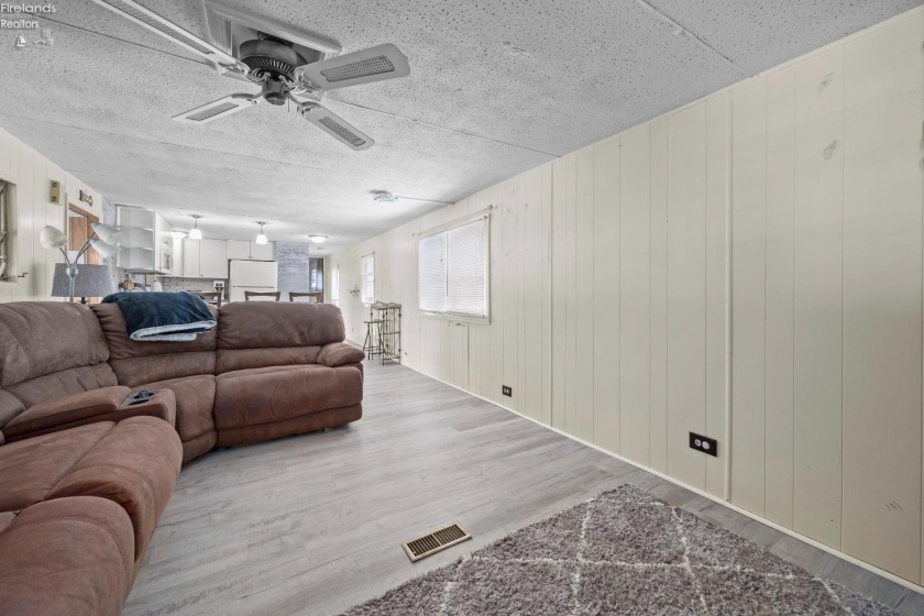 999 Buck Road, Marblehead, 43440, 2 Bedrooms Bedrooms, ,1 BathroomBathrooms,Residential,For Sale,Buck,20260610