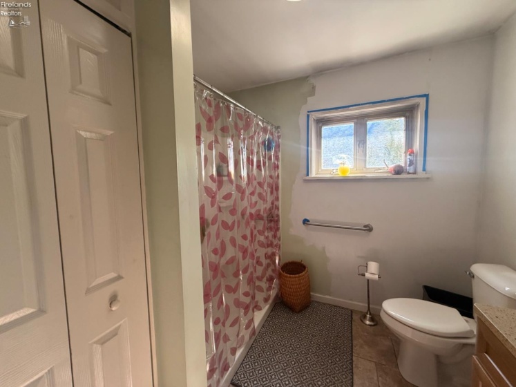 1807 Mills Street, Sandusky, 44870, 4 Bedrooms Bedrooms, ,2 BathroomsBathrooms,Residential,For Sale,Mills,20260623