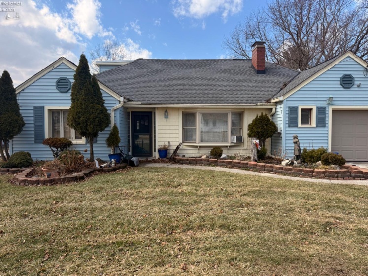 1807 Mills Street, Sandusky, 44870, 4 Bedrooms Bedrooms, ,2 BathroomsBathrooms,Residential,For Sale,Mills,20260623