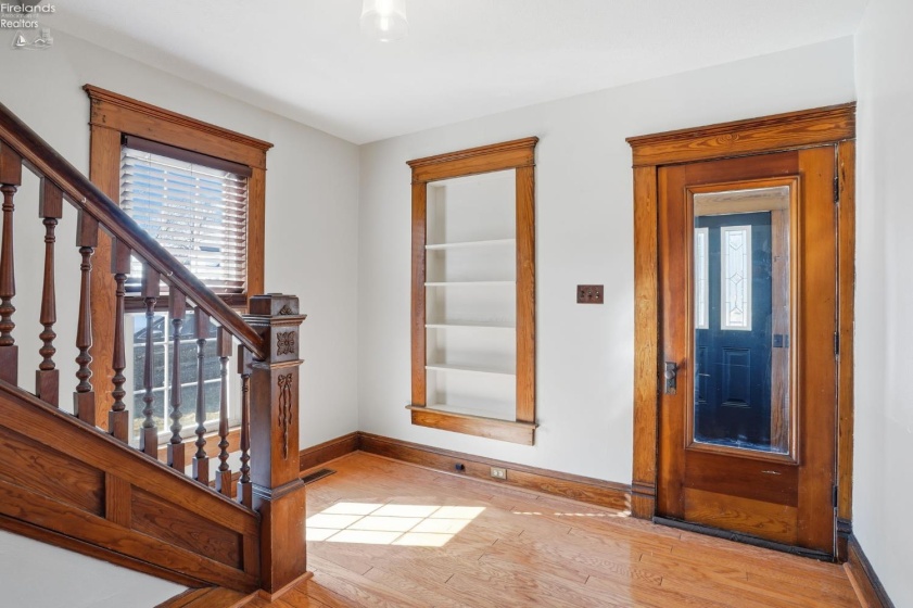 209 Pleasant Street, Bellevue, 44811, 3 Bedrooms Bedrooms, ,2 BathroomsBathrooms,Residential,For Sale,Pleasant,20260512