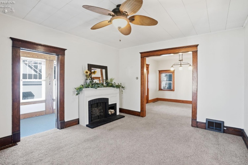 209 Pleasant Street, Bellevue, 44811, 3 Bedrooms Bedrooms, ,2 BathroomsBathrooms,Residential,For Sale,Pleasant,20260512