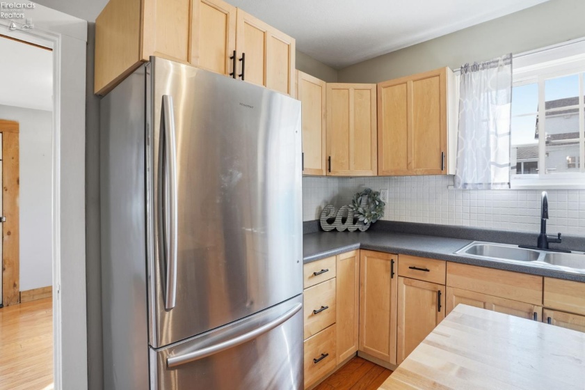 209 Pleasant Street, Bellevue, 44811, 3 Bedrooms Bedrooms, ,2 BathroomsBathrooms,Residential,For Sale,Pleasant,20260512