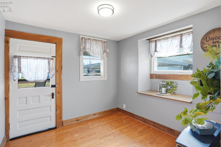 209 Pleasant Street, Bellevue, 44811, 3 Bedrooms Bedrooms, ,2 BathroomsBathrooms,Residential,For Sale,Pleasant,20260512