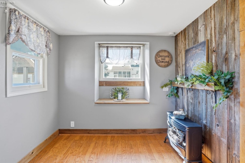 209 Pleasant Street, Bellevue, 44811, 3 Bedrooms Bedrooms, ,2 BathroomsBathrooms,Residential,For Sale,Pleasant,20260512