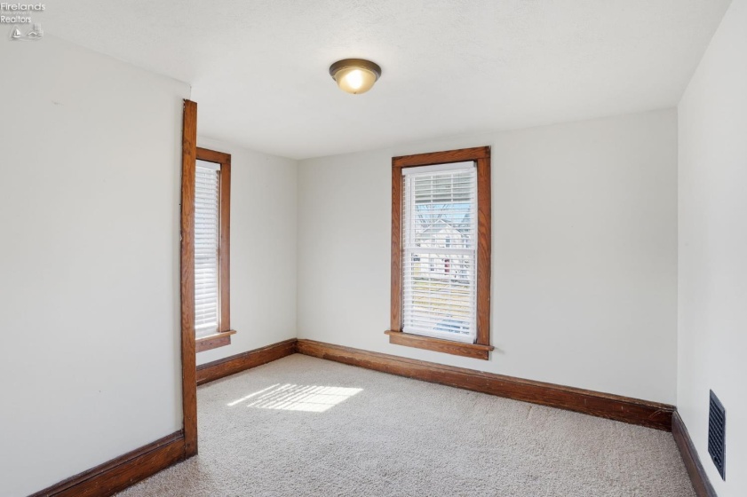 209 Pleasant Street, Bellevue, 44811, 3 Bedrooms Bedrooms, ,2 BathroomsBathrooms,Residential,For Sale,Pleasant,20260512