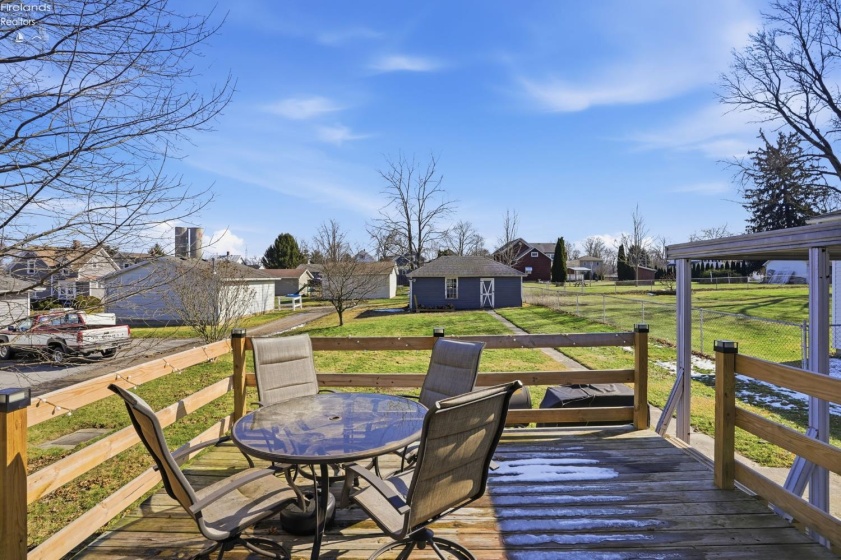 209 Pleasant Street, Bellevue, 44811, 3 Bedrooms Bedrooms, ,2 BathroomsBathrooms,Residential,For Sale,Pleasant,20260512