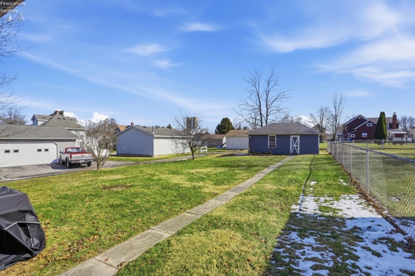 209 Pleasant Street, Bellevue, 44811, 3 Bedrooms Bedrooms, ,2 BathroomsBathrooms,Residential,For Sale,Pleasant,20260512