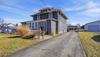 209 Pleasant Street, Bellevue, 44811, 3 Bedrooms Bedrooms, ,2 BathroomsBathrooms,Residential,For Sale,Pleasant,20260512