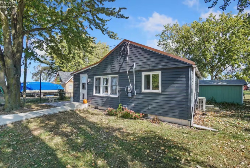4422 Bayshore Road, Sandusky, 44870, 2 Bedrooms Bedrooms, ,1 BathroomBathrooms,Residential,For Sale,Bayshore,20260238