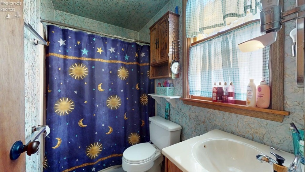 190 Main, Tiffin, 44883, 3 Bedrooms Bedrooms, ,1 BathroomBathrooms,Residential,For Sale,Main,20260629