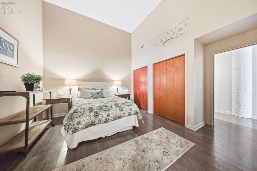 401 Shoreline Drive, Sandusky, 44870, 2 Bedrooms Bedrooms, ,2 BathroomsBathrooms,Residential,For Sale,Shoreline,20260613