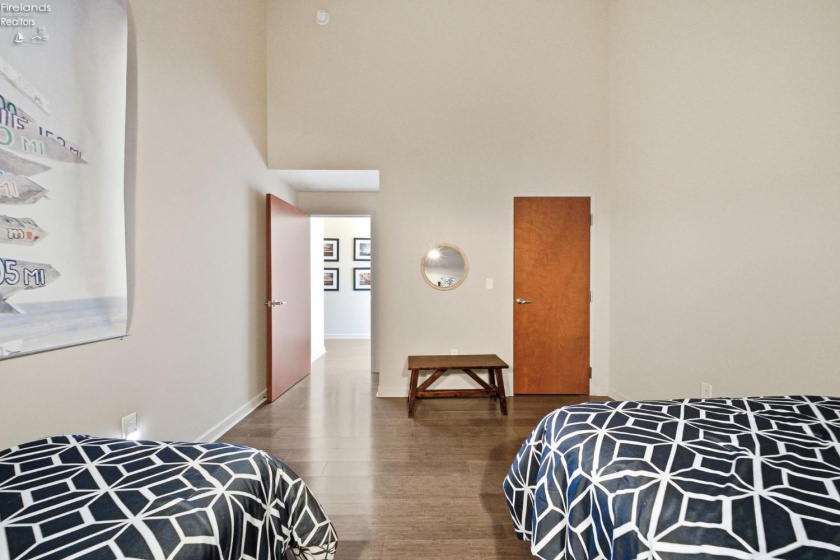 401 Shoreline Drive, Sandusky, 44870, 2 Bedrooms Bedrooms, ,2 BathroomsBathrooms,Residential,For Sale,Shoreline,20260613