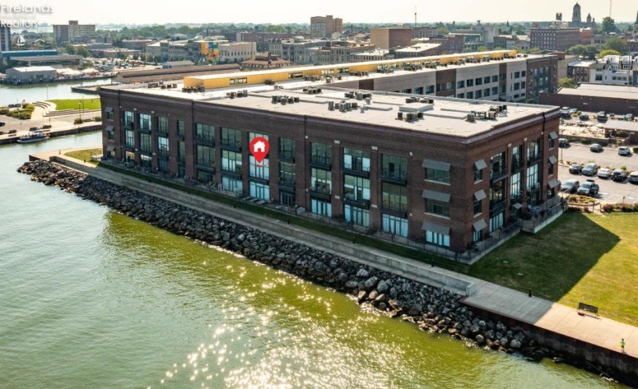 401 Shoreline Drive, Sandusky, 44870, 2 Bedrooms Bedrooms, ,2 BathroomsBathrooms,Residential,For Sale,Shoreline,20260613