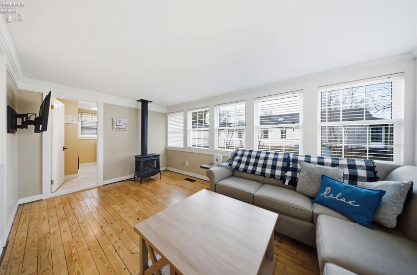 113 Iroquois Trail, Sandusky, 44870, 3 Bedrooms Bedrooms, ,2 BathroomsBathrooms,Residential,For Sale,Iroquois,20260573