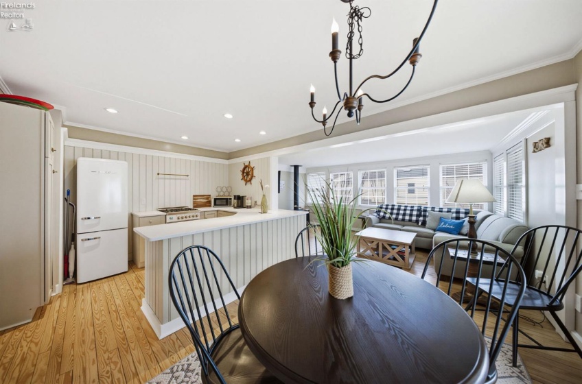 113 Iroquois Trail, Sandusky, 44870, 3 Bedrooms Bedrooms, ,2 BathroomsBathrooms,Residential,For Sale,Iroquois,20260573