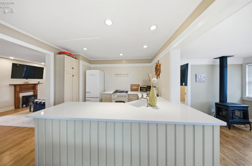 113 Iroquois Trail, Sandusky, 44870, 3 Bedrooms Bedrooms, ,2 BathroomsBathrooms,Residential,For Sale,Iroquois,20260573