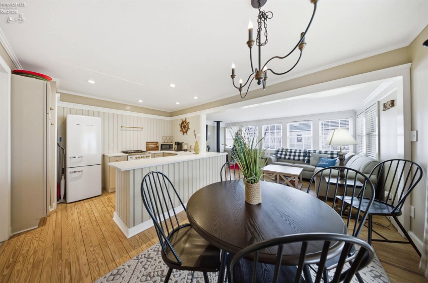 113 Iroquois Trail, Sandusky, 44870, 3 Bedrooms Bedrooms, ,2 BathroomsBathrooms,Residential,For Sale,Iroquois,20260573